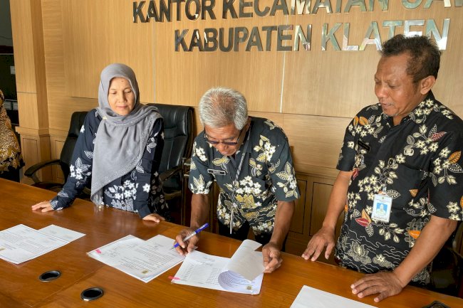 Penandatanganan Pakta Integritas dan Perjanjian Kinerja ASN